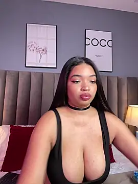LilyFoox online show from 05-08-26, 01:15