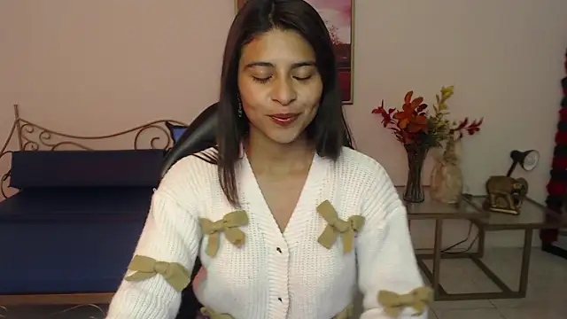 Snapshot of Lady_isabella_ chatting on 05-25-26, 08:18 Lady isabella online show from 05-25-26, 08:18
