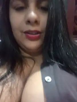 Snapshot of Thamimaodefada chatting on 05-26-26, 10:41 Thamimaodefada online show from 05-26-26, 10:41
