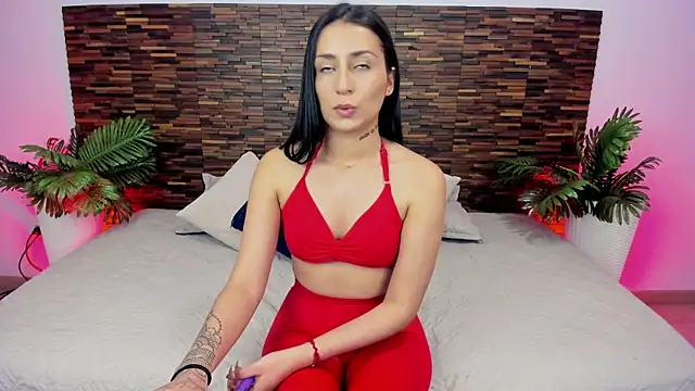 Snapshot of valkiriia__ chatting on 06-25-26, 05:34 valkiriia online show from 06-25-26, 05:34