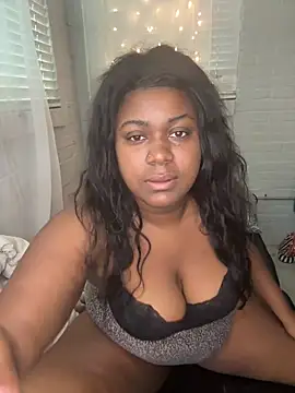 Snapshot of caramelick chatting on 06-03-26, 01:45 caramelick online show from 06-03-26, 01:45