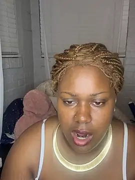 Snapshot of caramelick chatting on 04-24-26, 12:56 caramelick online show from 04-24-26, 12:56