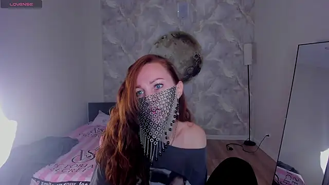 Margo Kelly online show from 06-18-26, 01:04