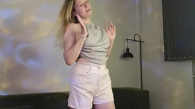TonyaMeow online show from 07-24-26, 01:34