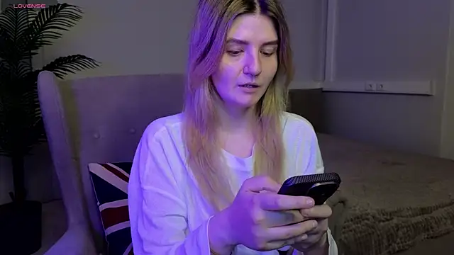 TonyaMeow online show from 06-16-26, 01:16