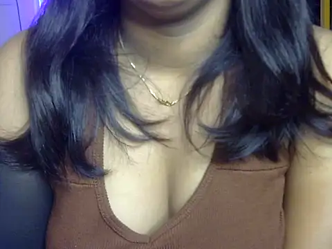 Snapshot of VelvetNaina chatting on 05-02-26, 02:06 VelvetNaina online show from 05-02-26, 02:06