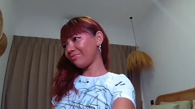 Snapshot of Lexa-Raven chatting on 05-12-26, 08:26 Lexa-Raven online show from 05-12-26, 08:26
