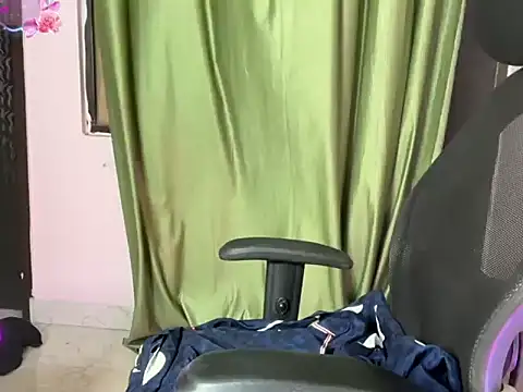 Snapshot of Sexy_Sunanda_Bhabhi_ chatting on 05-04-26, 05:00 Sexy Sunanda Bhabhi online show from 05-04-26, 05:00
