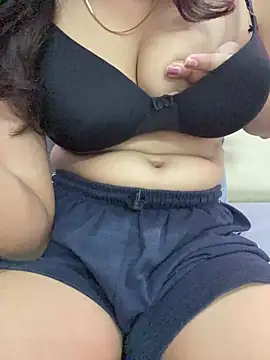 Snapshot of miss__sonam chatting on 07-09-26, 04:28 miss sonam online show from 07-09-26, 04:28