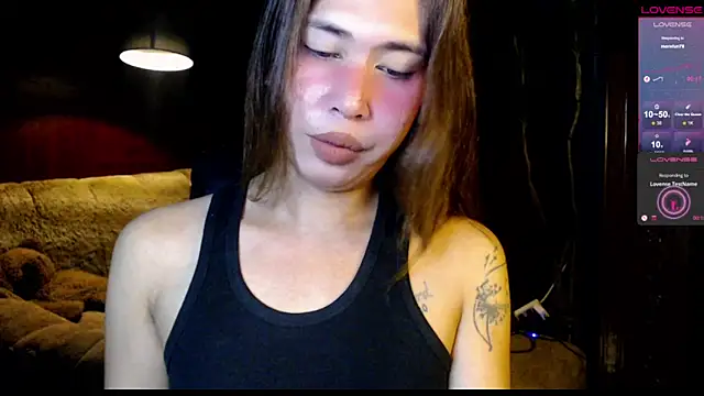 Snapshot of prettybushy chatting on 05-16-26, 12:15 prettybushy online show from 05-16-26, 12:15