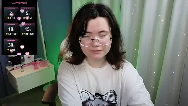 Sofizen online show from 06-26-26, 01:33
