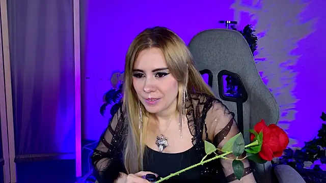 Snapshot of Kumiho_7777 chatting on 05-31-26, 07:25 Kumiho 7777 online show from 05-31-26, 07:25