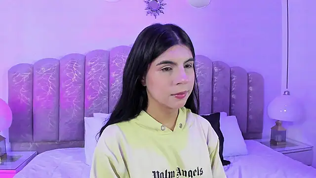 Snapshot of Channel_sofia chatting on 06-17-26, 03:06 Channel sofia online show from 06-17-26, 03:06