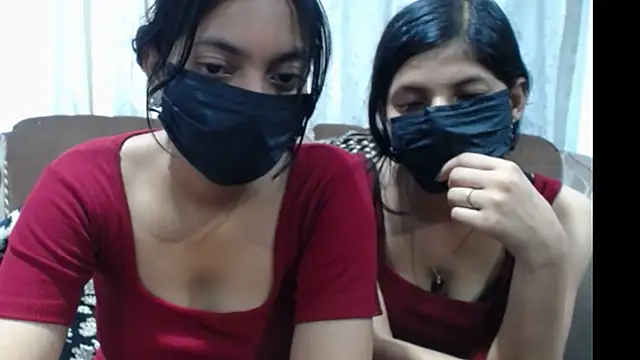 Snapshot of Rasha_ chatting on 06-05-26, 06:52 Rasha online show from 06-05-26, 06:52
