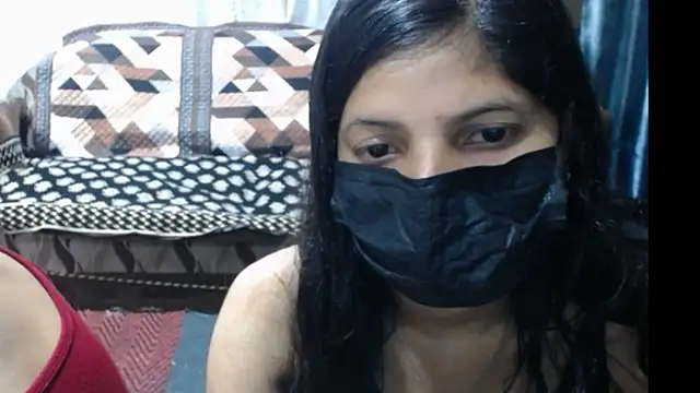 Snapshot of Rasha_ chatting on 06-02-26, 04:45 Rasha online show from 06-02-26, 04:45