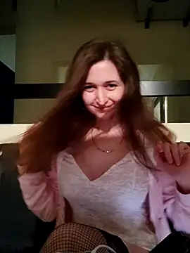 Snapshot of irresistibelle chatting on 05-10-26, 05:37 irresistibelle online show from 05-10-26, 05:37