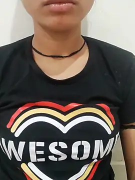 Snapshot of Kamini_rani chatting on 05-26-26, 12:47 Kamini rani online show from 05-26-26, 12:47