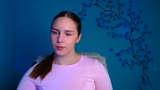 Snapshot of Kyara_ra chatting on 07-24-26, 05:25 Kyara ra online show from 07-24-26, 05:25