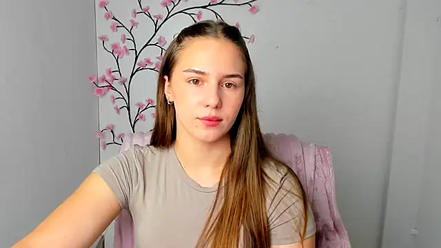 Snapshot of Kyara_ra chatting on 08-03-26, 05:48 Kyara ra online show from 08-03-26, 05:48