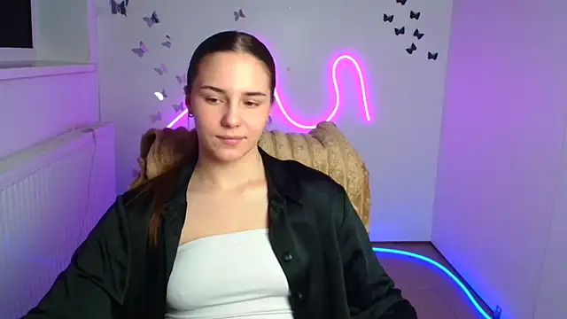 Snapshot of Kyara_ra chatting on 05-05-26, 05:32 Kyara ra online show from 05-05-26, 05:32