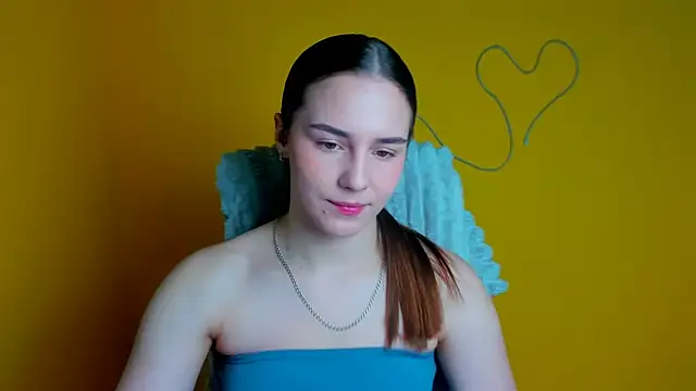 Snapshot of Kyara_ra chatting on 05-22-26, 05:27 Kyara ra online show from 05-22-26, 05:27