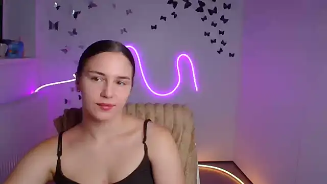 Snapshot of Kyara_ra chatting on 08-07-26, 05:35 Kyara ra online show from 08-07-26, 05:35
