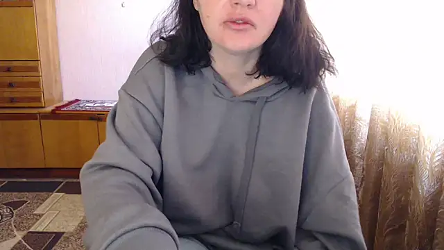 Snapshot of AlinaxJames chatting on 05-04-26, 08:28 AlinaxJames online show from 05-04-26, 08:28