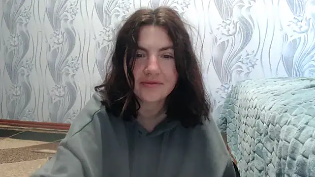 Snapshot of AlinaxJames chatting on 06-02-26, 09:42 AlinaxJames online show from 06-02-26, 09:42