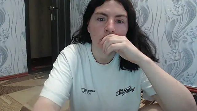 Snapshot of AlinaxJames chatting on 05-30-26, 09:26 AlinaxJames online show from 05-30-26, 09:26