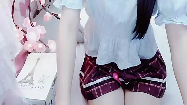 Snapshot of SexyBona chatting on 06-09-26, 05:03 SexyBona online show from 06-09-26, 05:03