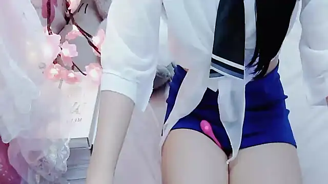 Snapshot of SexyBona chatting on 06-10-26, 04:08 SexyBona online show from 06-10-26, 04:08