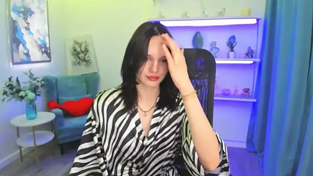 Snapshot of AlicePertim chatting on 05-15-26, 06:39 AlicePertim online show from 05-15-26, 06:39