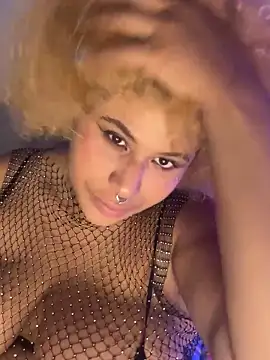 Saphire-XXX online show from 04-19-26, 01:39