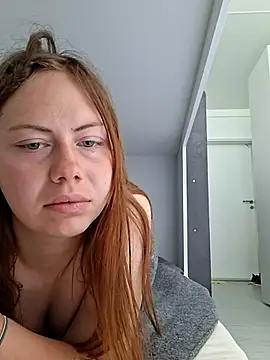 Snapshot of AquaxBlue chatting on 06-01-26, 10:04 AquaxBlue online show from 06-01-26, 10:04