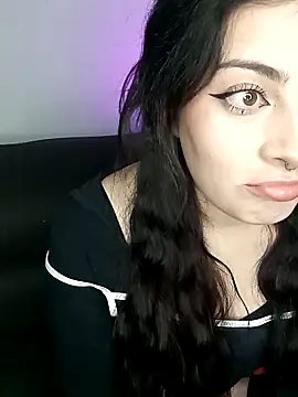 cattvalentinee online show from 04-18-26, 02:03