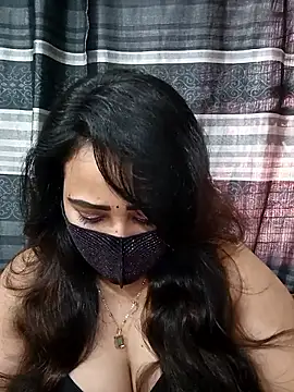 Snapshot of anonna7804 chatting on 06-14-26, 02:24 anonna7804 online show from 06-14-26, 02:24