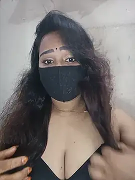 Snapshot of anonna7804 chatting on 07-17-26, 07:44 anonna7804 online show from 07-17-26, 07:44