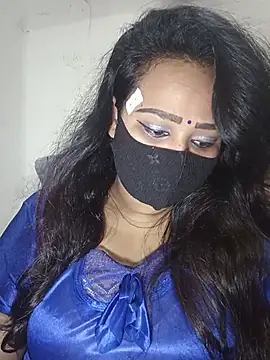 Snapshot of anonna7804 chatting on 07-19-26, 07:21 anonna7804 online show from 07-19-26, 07:21