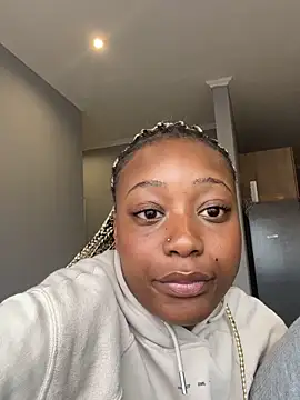 EbonySlimXx online show from 04-25-26, 02:36