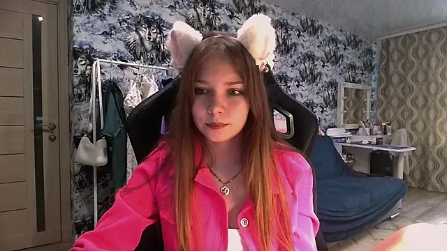 Snapshot of Princess_Mira chatting on 07-04-26, 02:43 Princess Mira online show from 07-04-26, 02:43