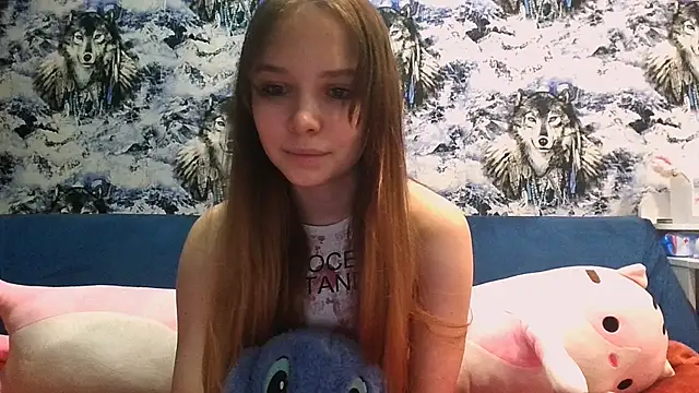 Snapshot of Princess_Mira chatting on 06-01-26, 05:45 Princess Mira online show from 06-01-26, 05:45