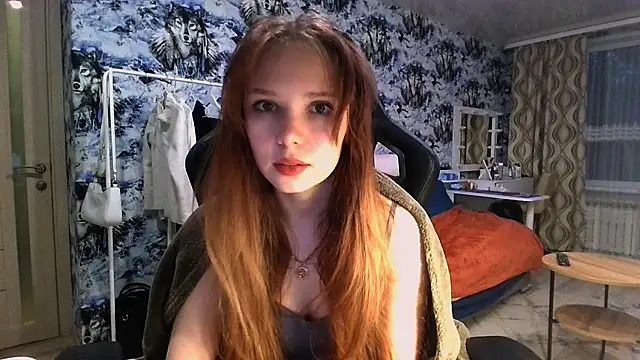 Snapshot of Princess_Mira chatting on 06-25-26, 06:13 Princess Mira online show from 06-25-26, 06:13