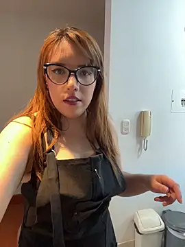 AliceMtz online show from 04-27-26, 07:01