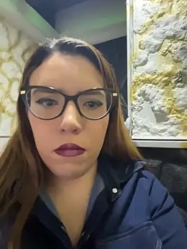 AliceMtz online show from 05-15-26, 08:51