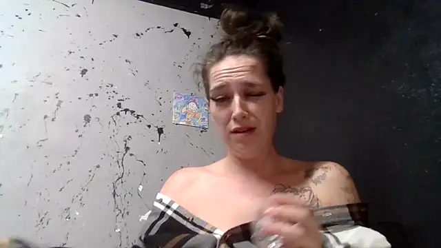 yourfavgirlduh online show from 06-02-26, 06:57
