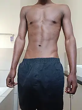Snapshot of Darkskinned20 chatting on 05-27-26, 06:21 Darkskinned20 online show from 05-27-26, 06:21