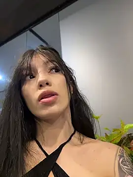 Snapshot of Maddison_Foxxx chatting on 07-17-26, 12:35 Maddison Foxxx online show from 07-17-26, 12:35
