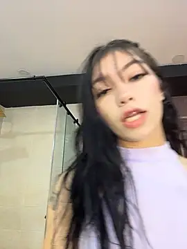 Snapshot of Maddison_Foxxx chatting on 07-23-26, 12:57 Maddison Foxxx online show from 07-23-26, 12:57
