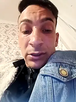 Zoltan223567 online show from 04-17-26, 11:40