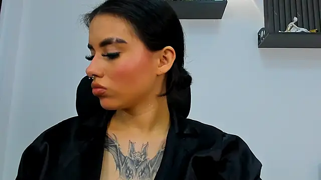 isabella hv online show from 07-19-26, 01:58